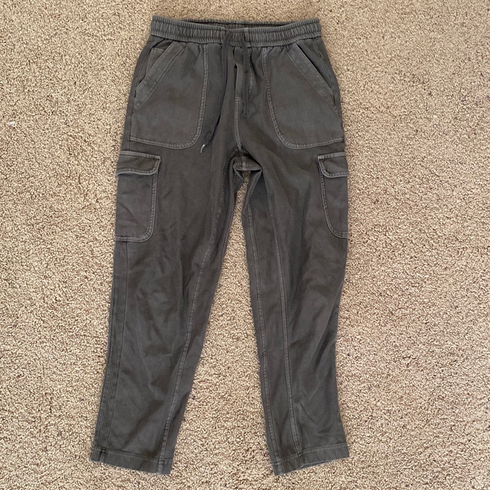Size 0 athleta olive green pants